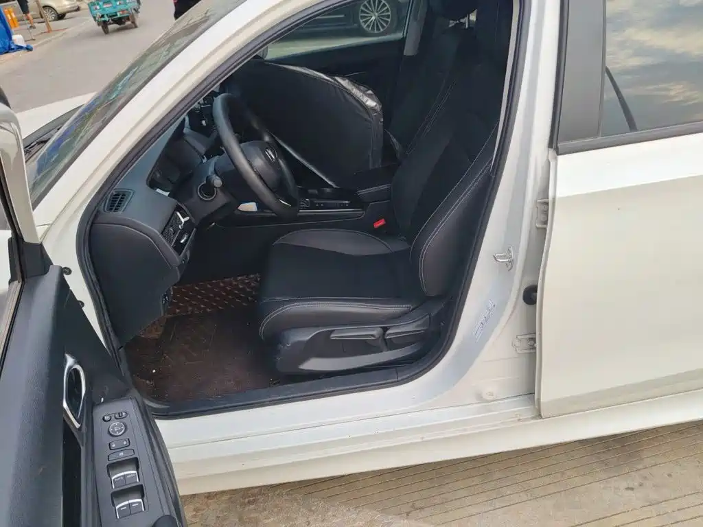 Honda Civic — миниатюра 18