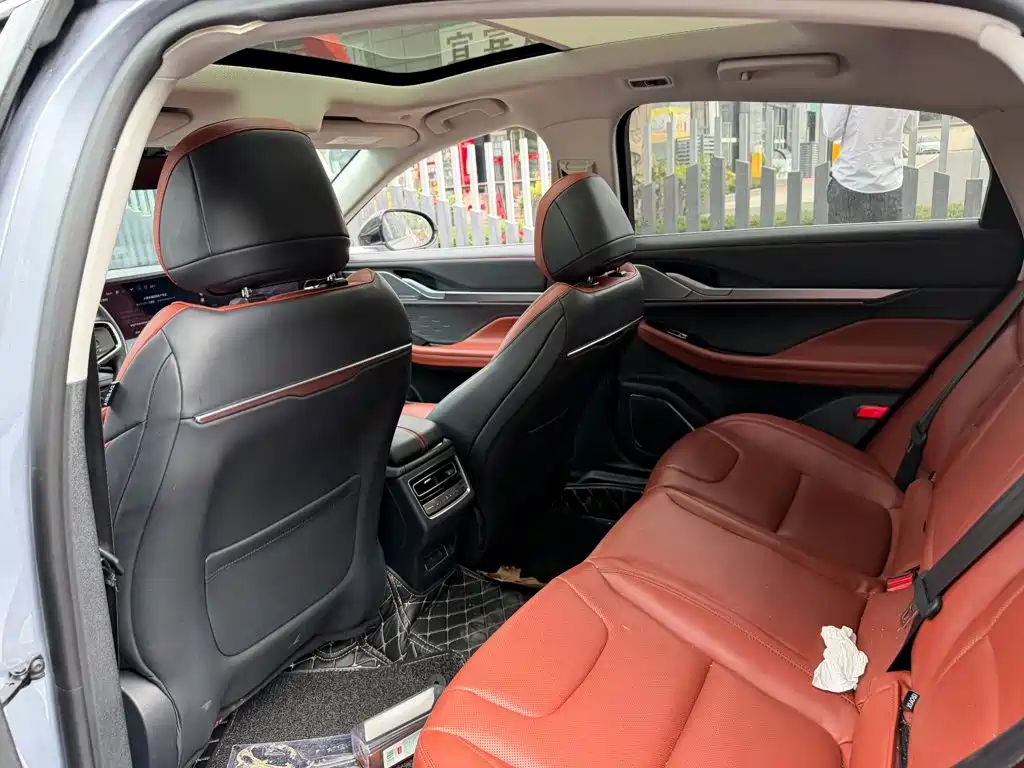 Lincoln Z — миниатюра 10