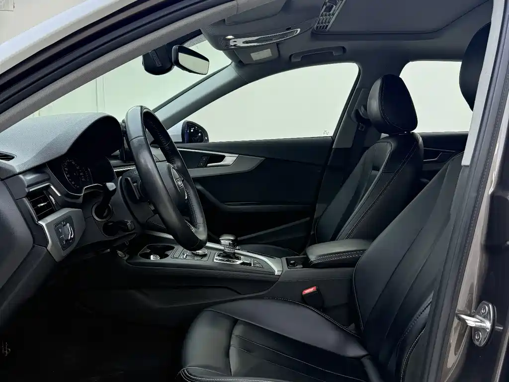 Audi A4L — миниатюра 4