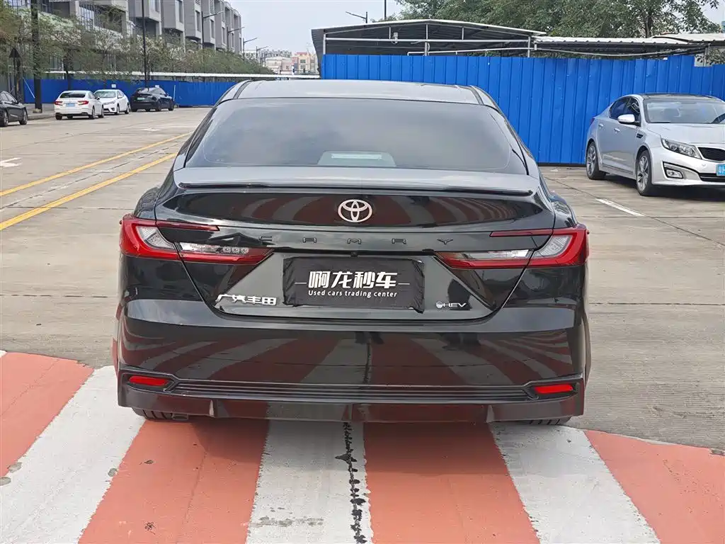 Toyota Camry 2026 2.0HSE Sport Lite