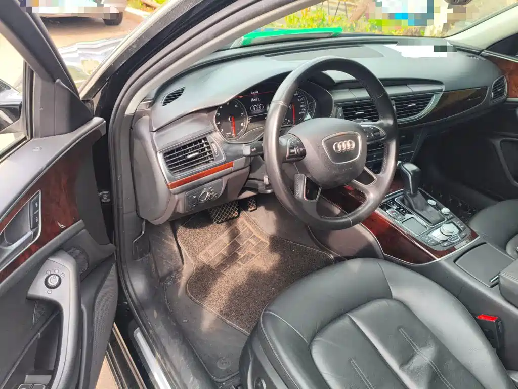 Audi A6L — миниатюра 12