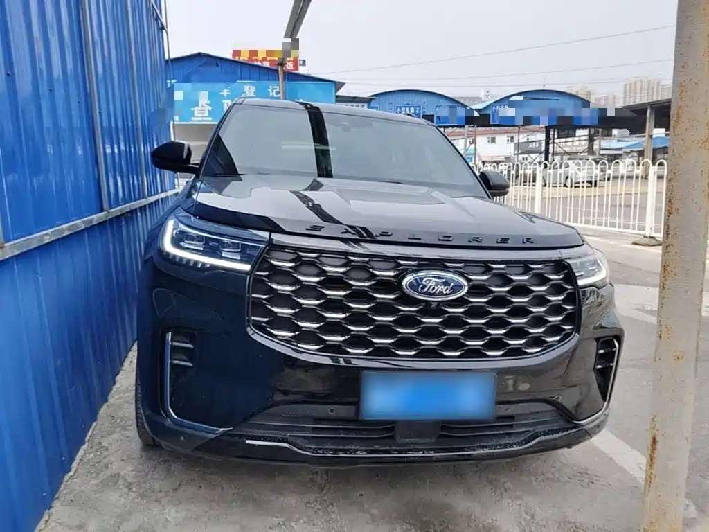 Ford Explorer — миниатюра 3