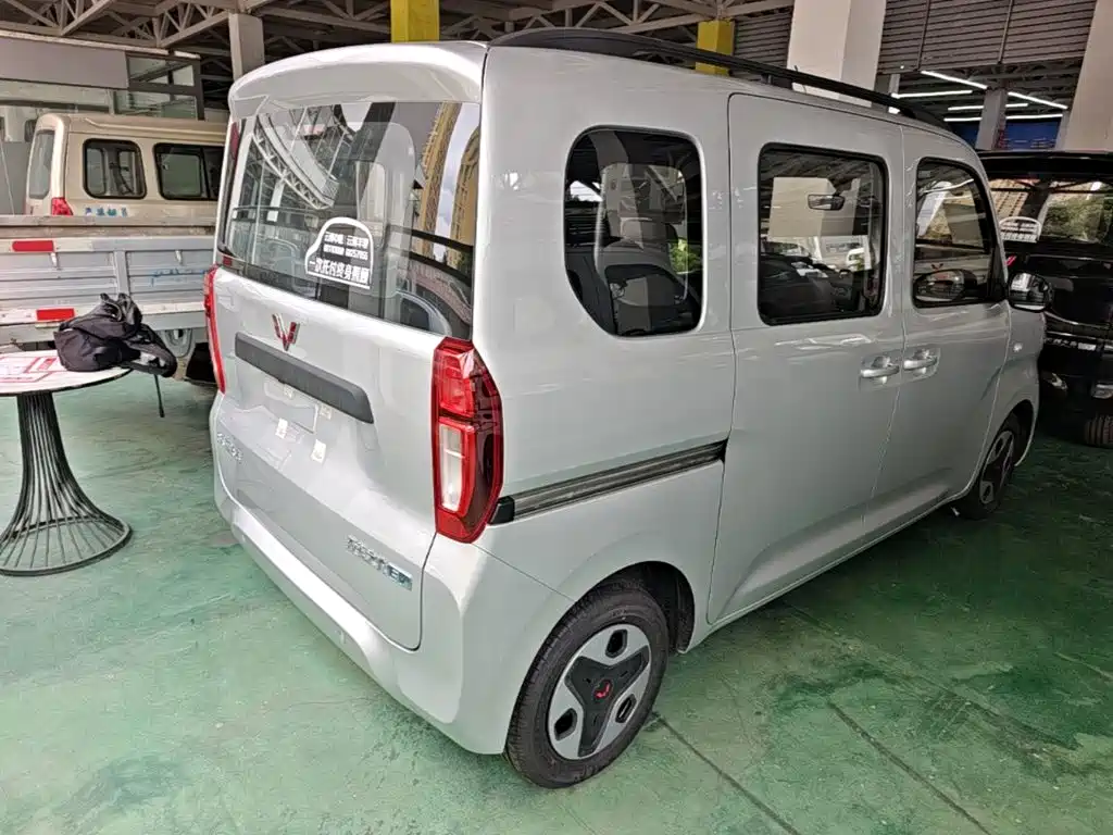 Wuling Zhiguang EV — миниатюра 7