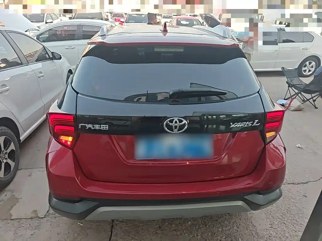 Toyota Yaris L — миниатюра 6