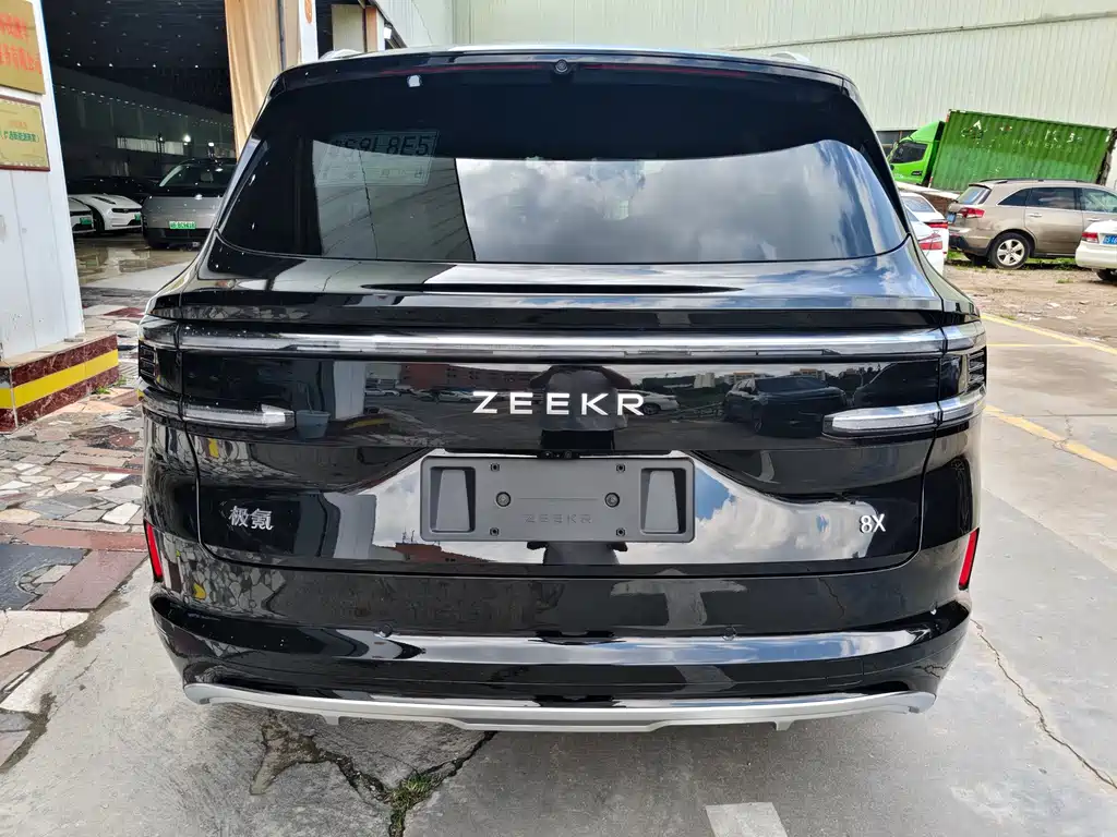 Zeekr 8X 2026 Ultra 70kWh