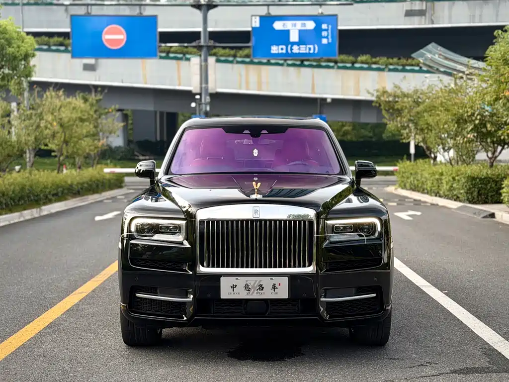 Rolls-Royce Cullinan — миниатюра 2