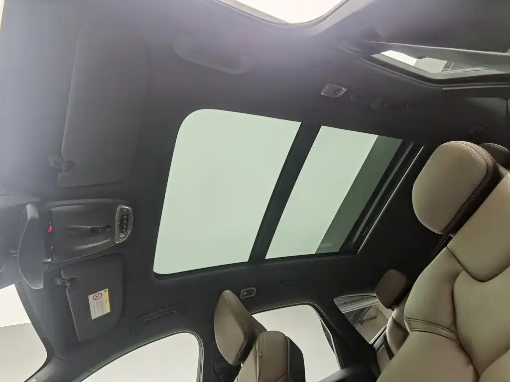 Volvo XC60 — миниатюра 14