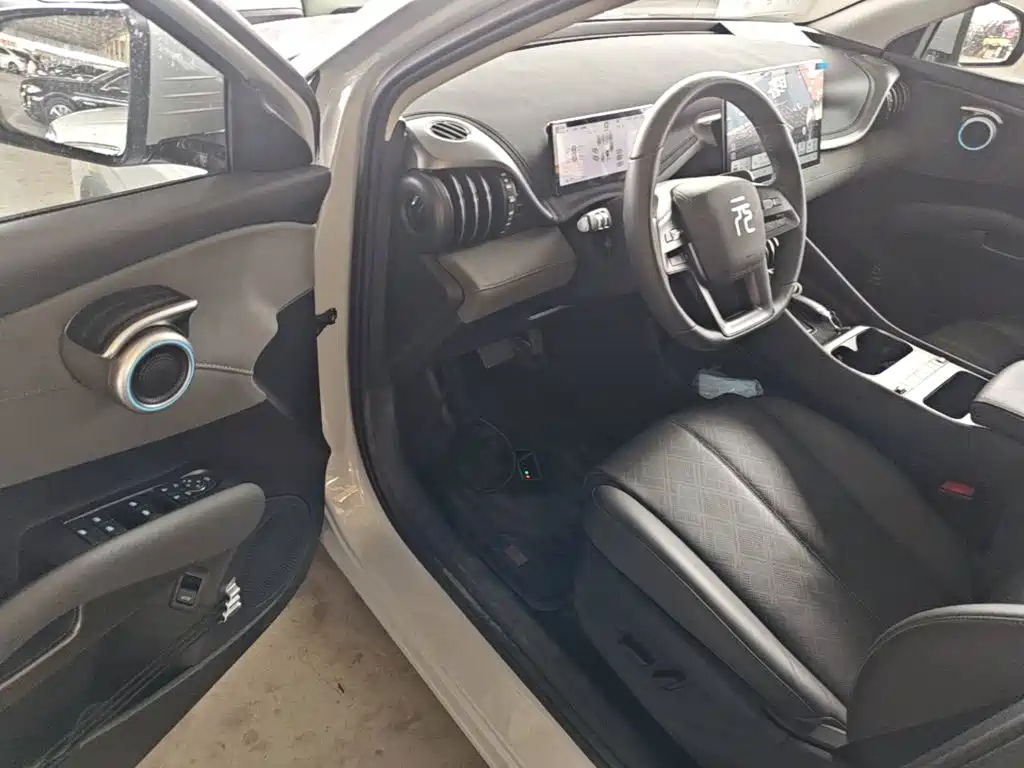 BYD Yuan Plus — миниатюра 16