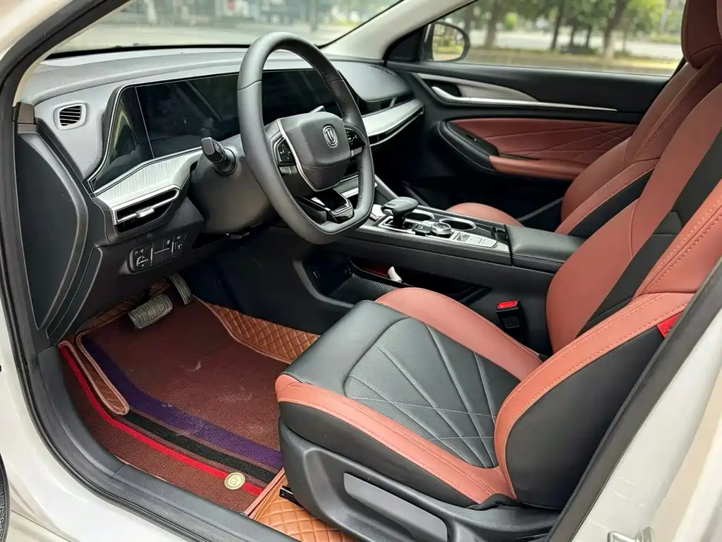 Changan Eado — миниатюра 4
