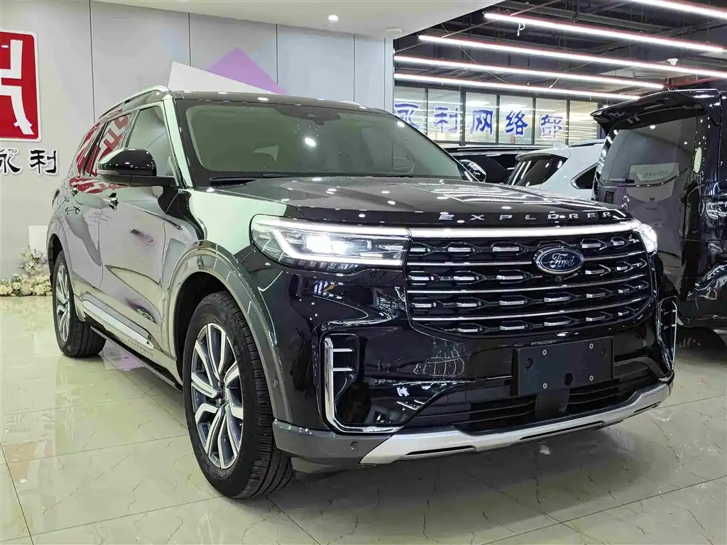 Ford Explorer — миниатюра 3