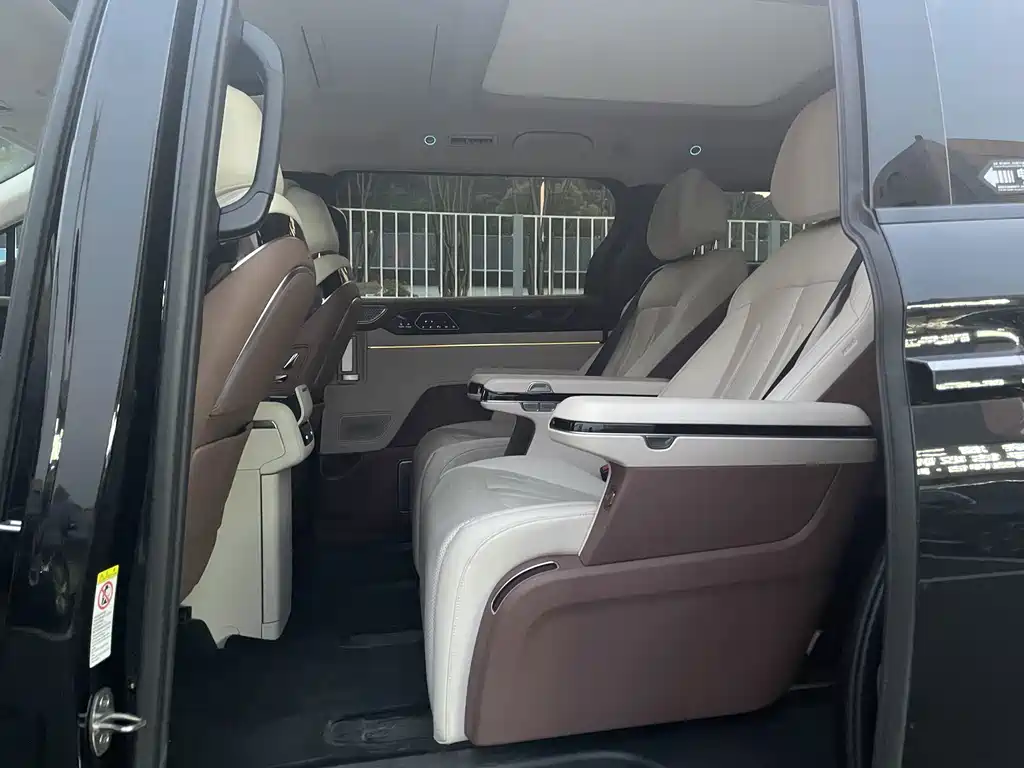 BYD Xia — миниатюра 11