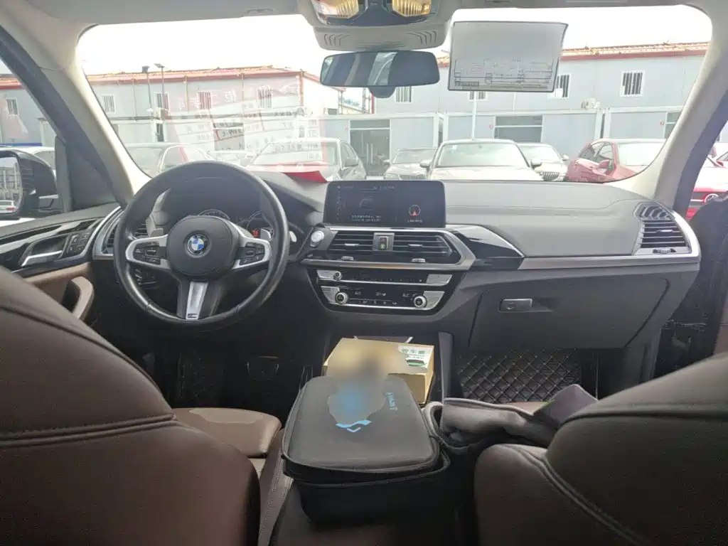 BMW X3 — миниатюра 10