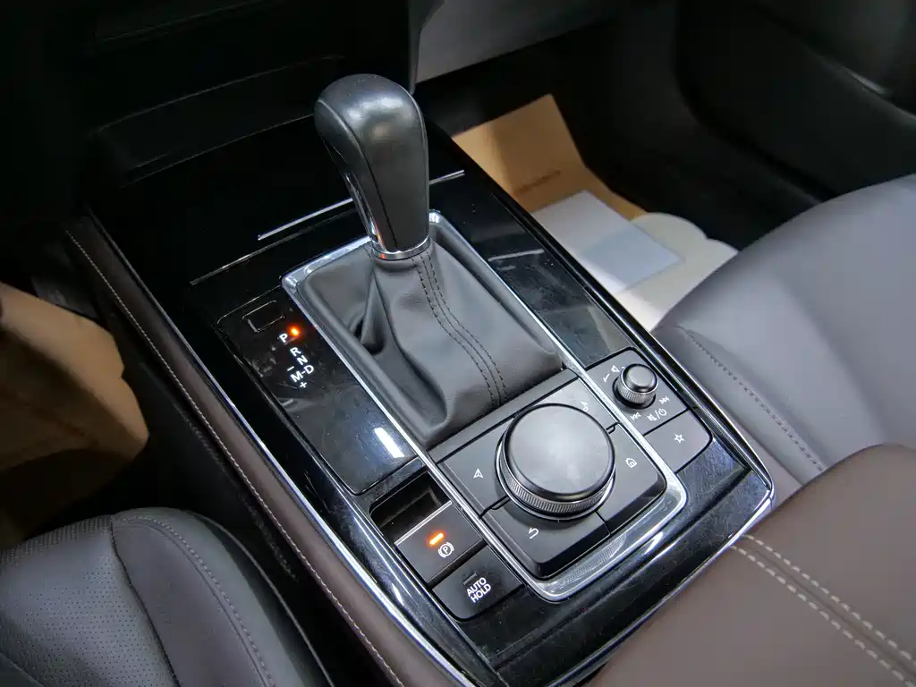 Mazda CX-30 — миниатюра 20