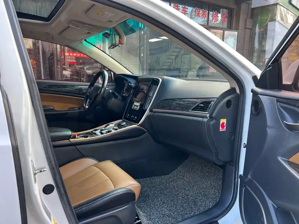 BYD Qin NEV — миниатюра 8