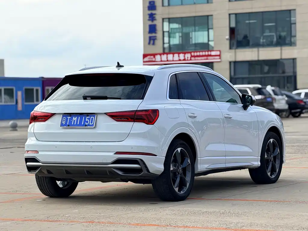 Audi Q3 — миниатюра 5