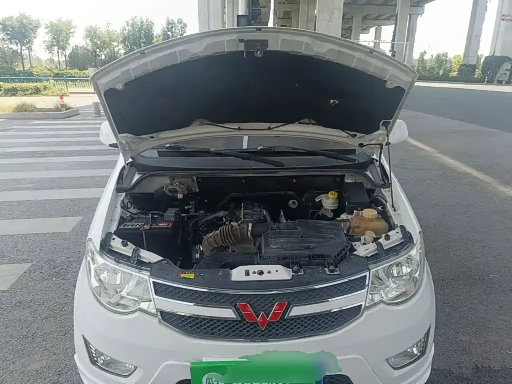 Wuling Hongguang — миниатюра 20