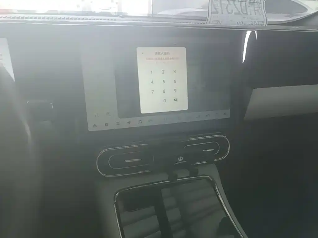Leapmotor Leapmotor C01 — миниатюра 9
