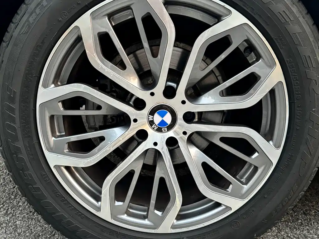 BMW X6 — миниатюра 13