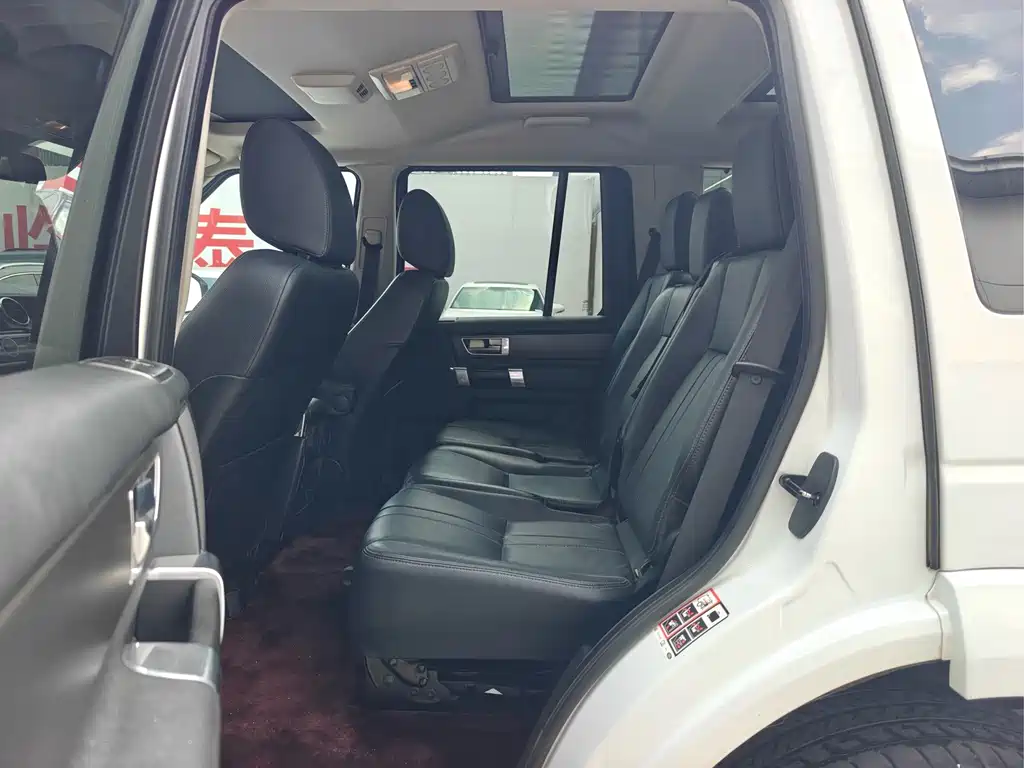 Land Rover Discovery — миниатюра 8