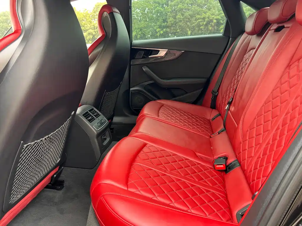Audi S4 — миниатюра 5