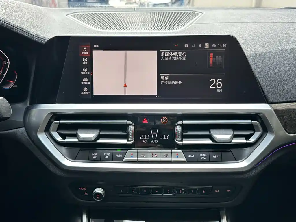 BMW 3 Series — миниатюра 14