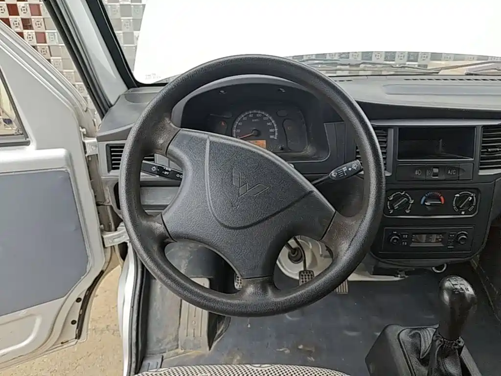 Wuling Zhiguang — миниатюра 11