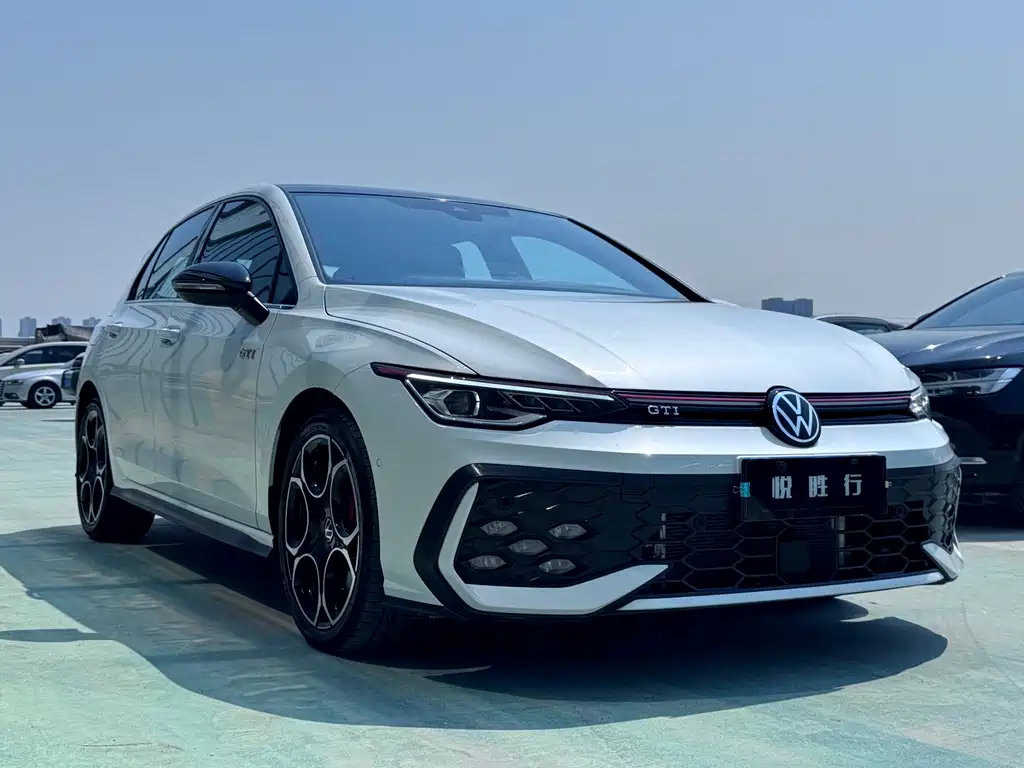 Volkswagen Golf GTI — миниатюра 3