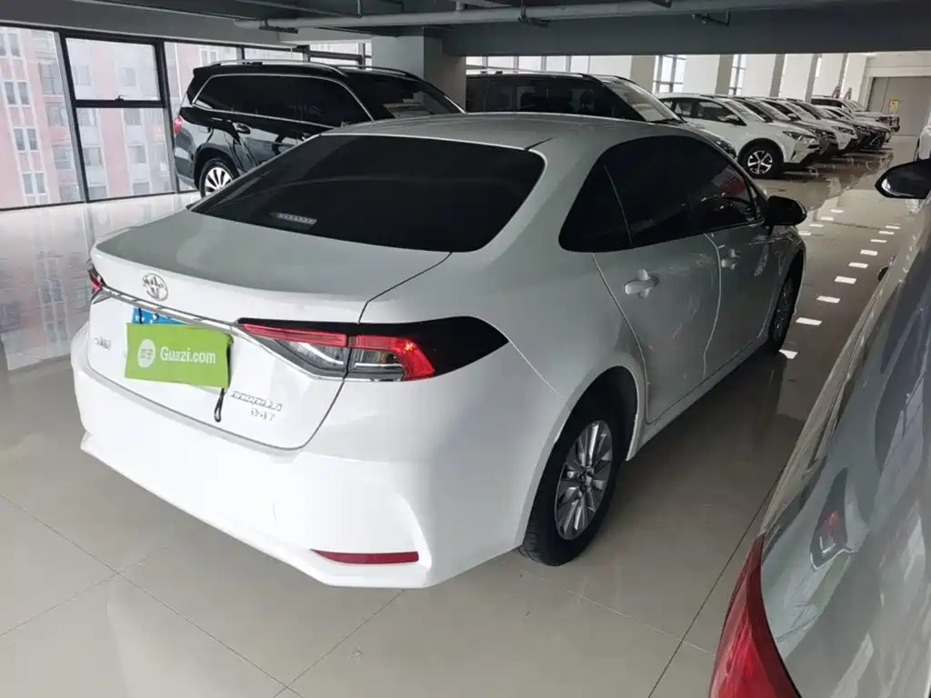 Toyota Corolla — миниатюра 7