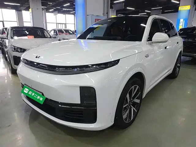 IDEAL CAR IDEAL L7 2023