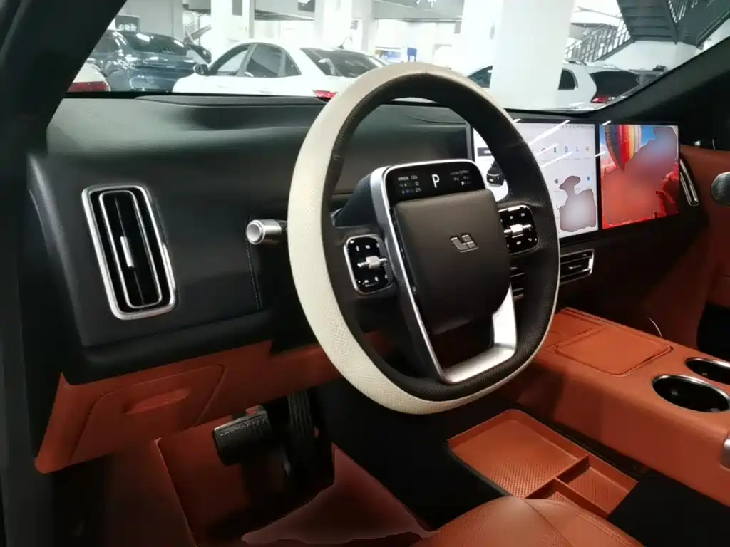 Li Auto Li L8 — миниатюра 10