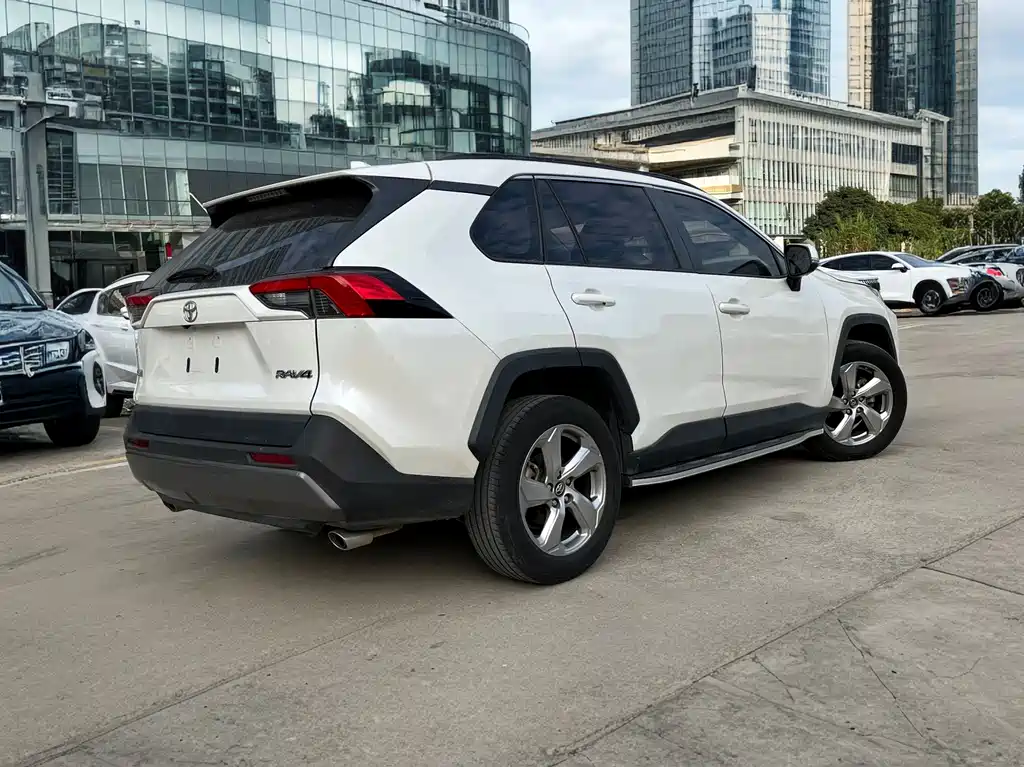 TOYOTA RAV4 RONGFANG