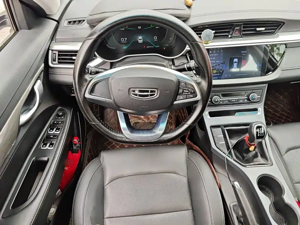 Geely Emgrand — миниатюра 11
