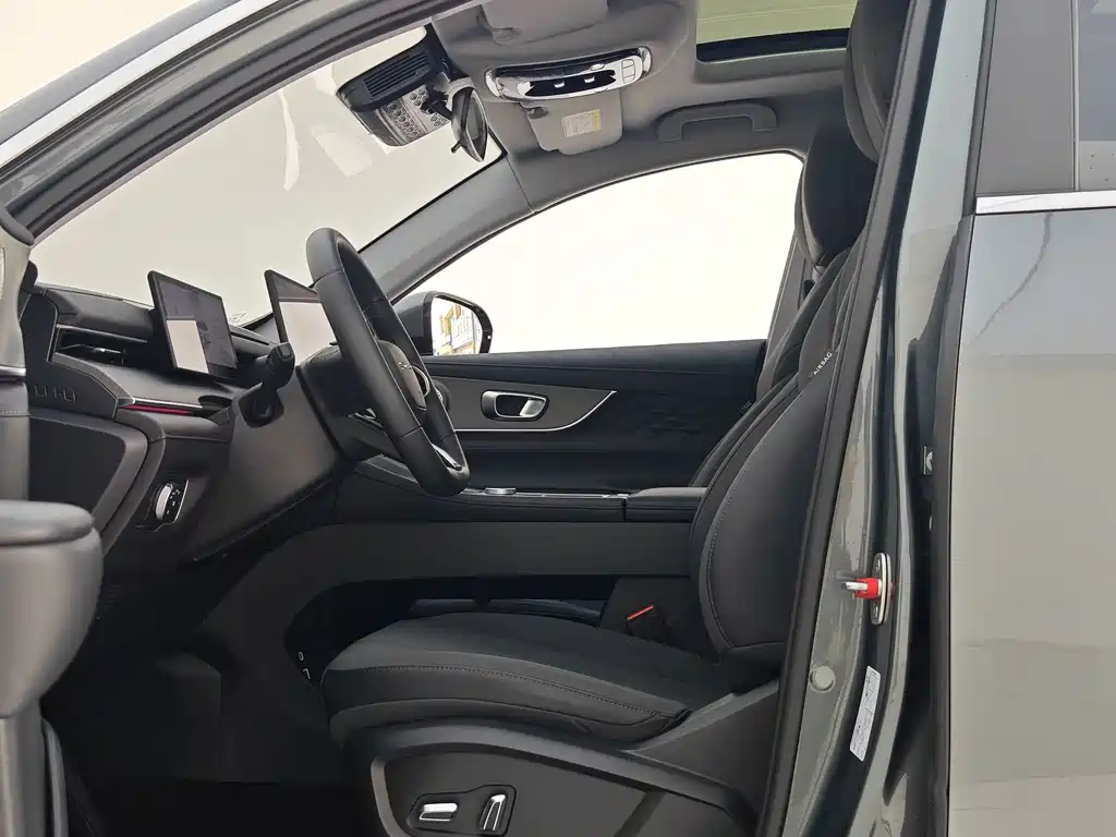 Chery Tiggo 8 PLUS — миниатюра 6