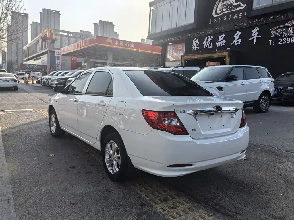 BYD F3