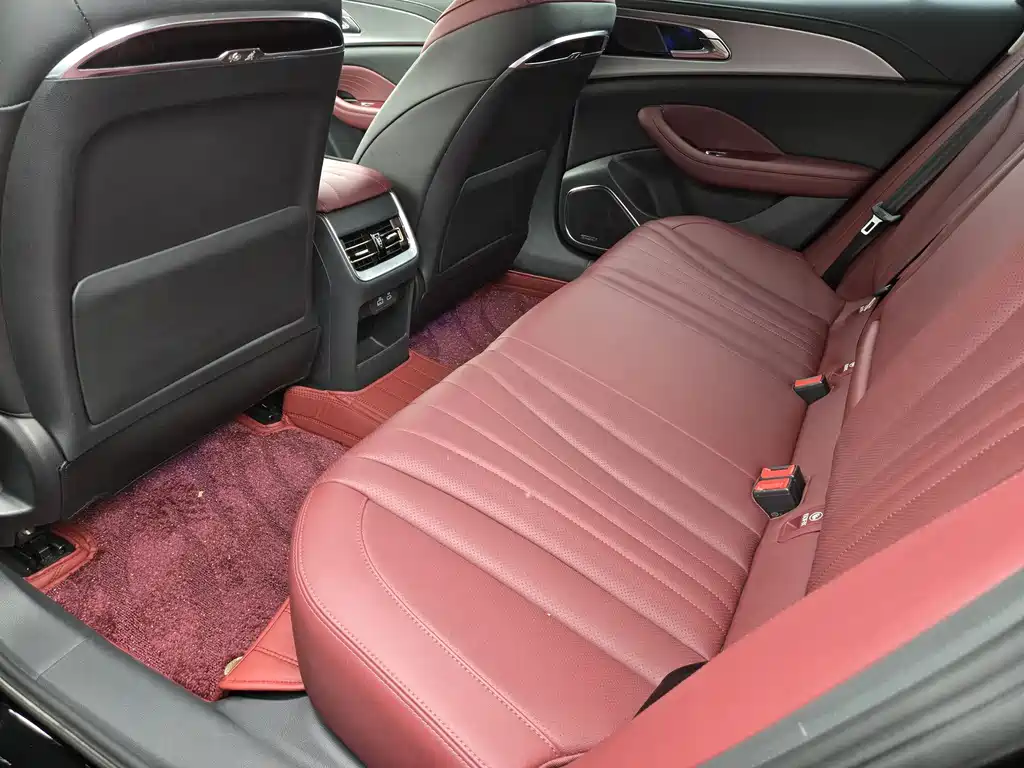 Hongqi Hongqi H5 — миниатюра 5