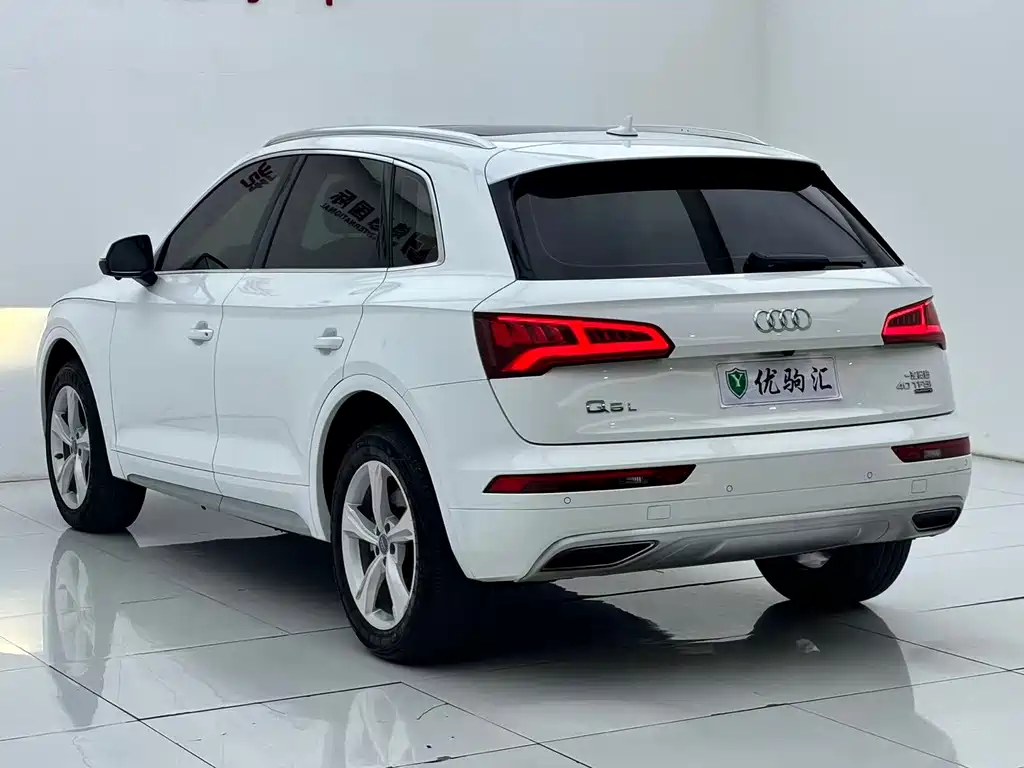 Audi Q5L — миниатюра 6