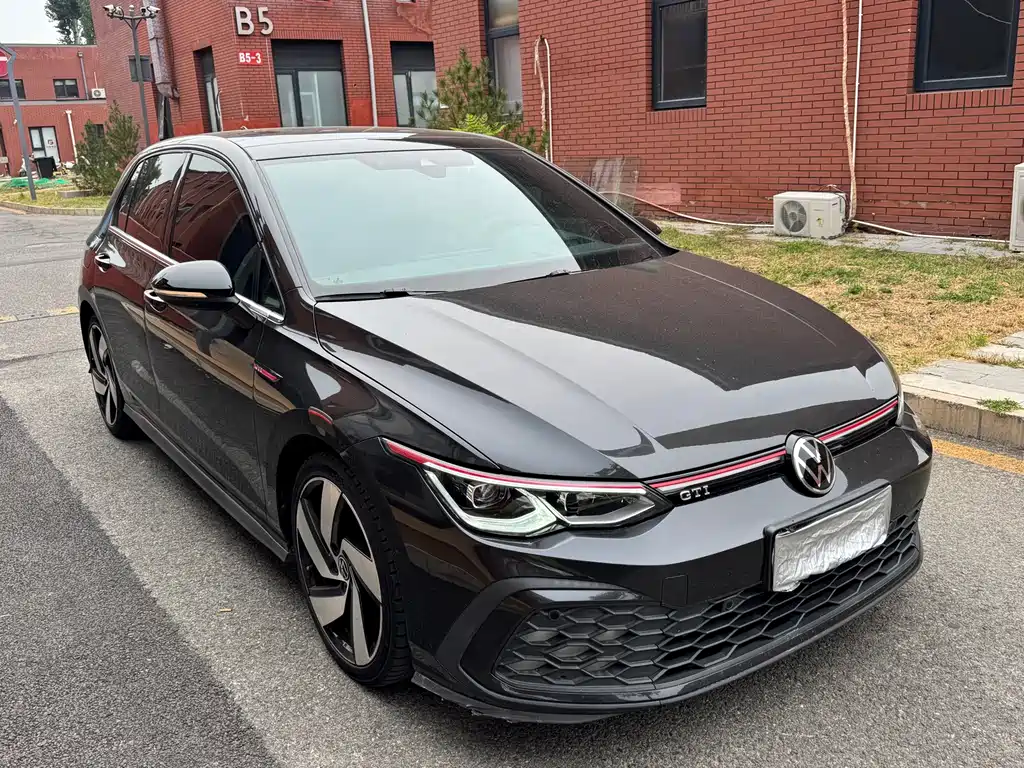 Volkswagen Golf GTI — миниатюра 3