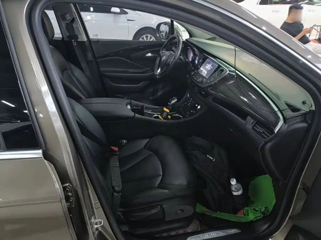 Buick Envision Plus — миниатюра 25