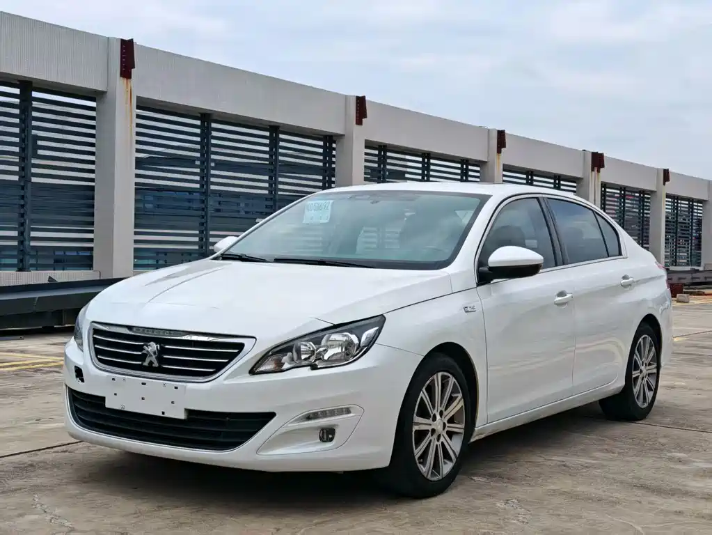 Peugeot 408