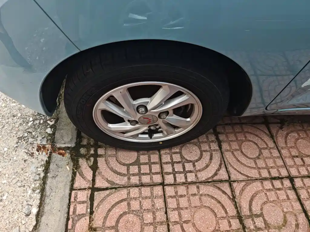 Wuling MINIEV — миниатюра 23