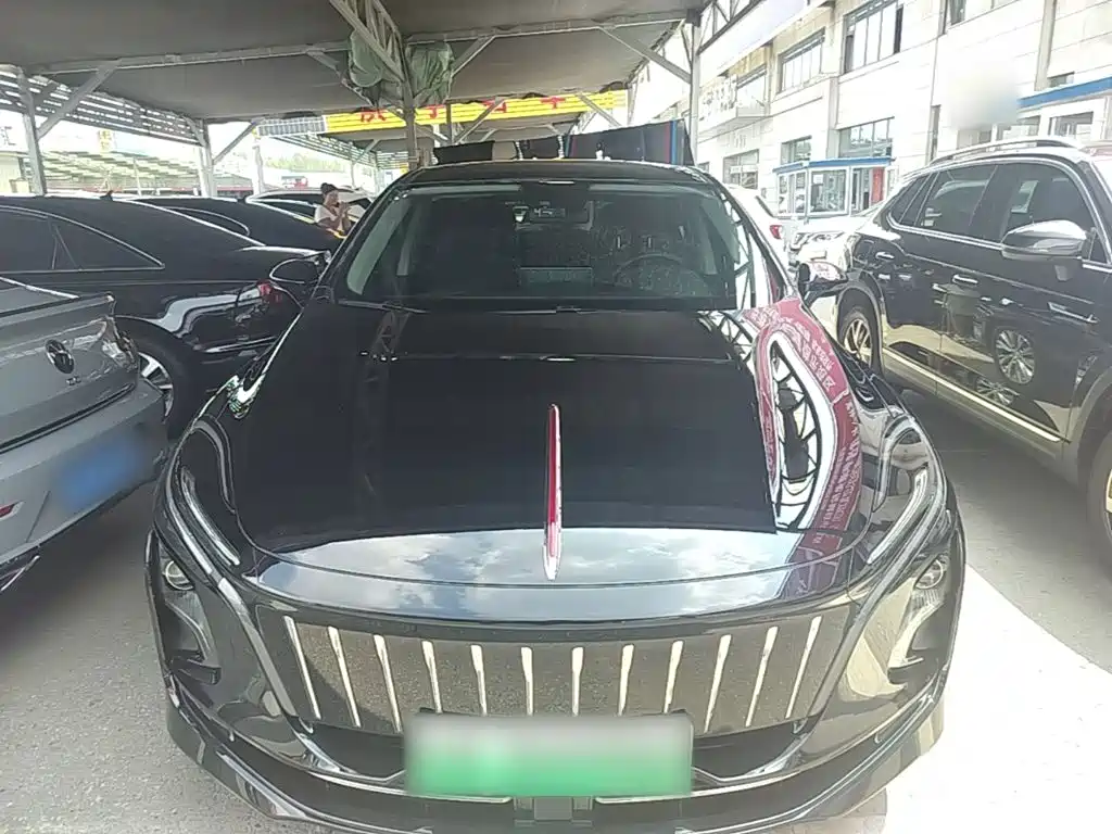 Hongqi Hongqi E-QM5 — миниатюра 3