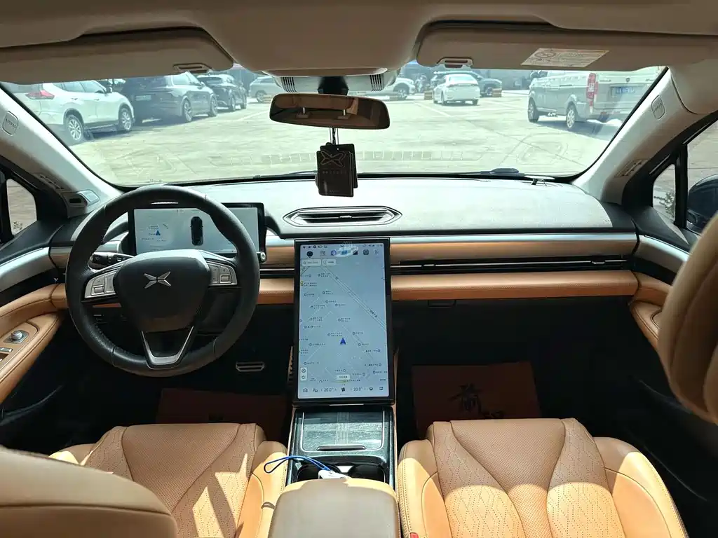 XPeng P5 — миниатюра 5