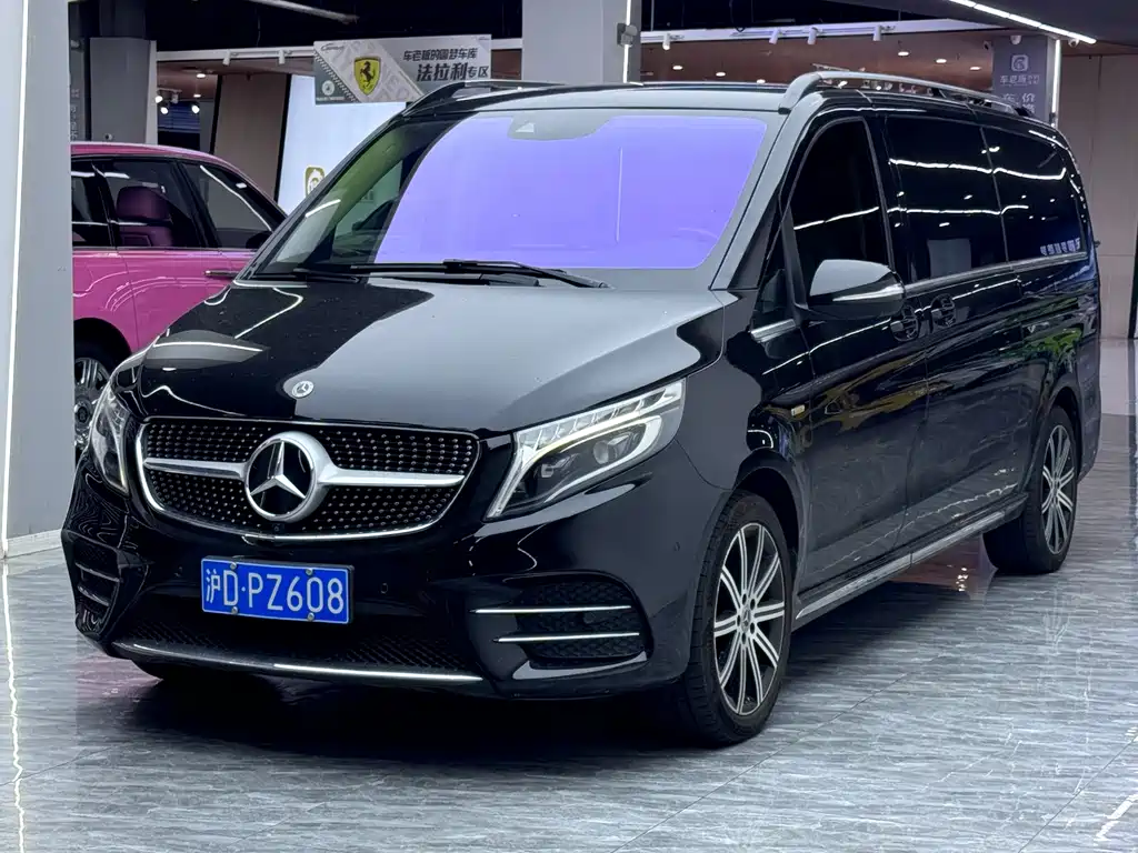 Mercedes-Benz V-Class