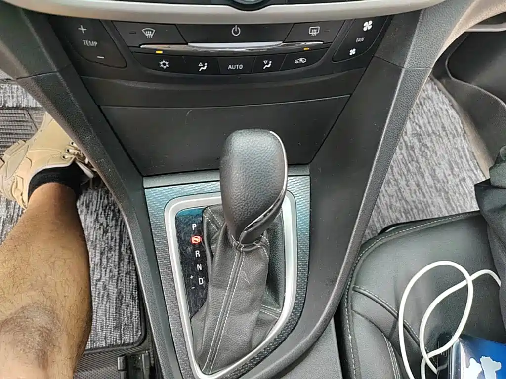 Buick Excelle — миниатюра 14