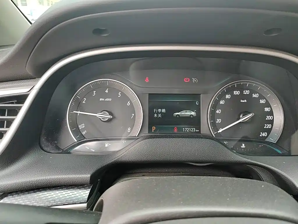 Buick Excelle — миниатюра 12
