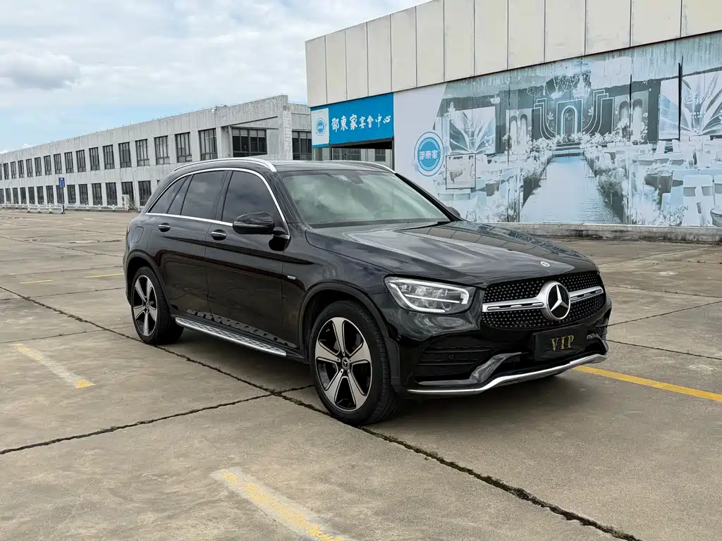 Mercedes-Benz GLC — миниатюра 3