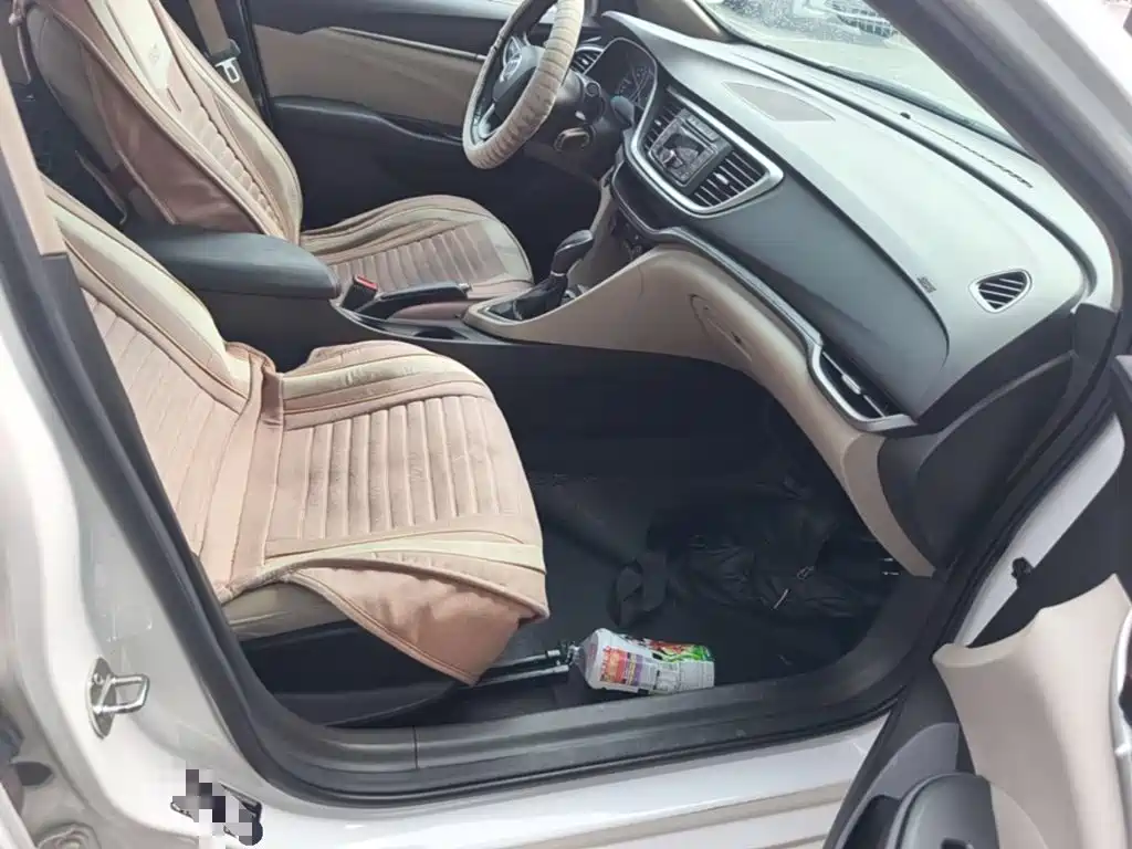 Buick Excelle — миниатюра 11