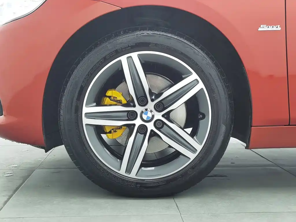 BMW 2 Series Active Tourer — миниатюра 17
