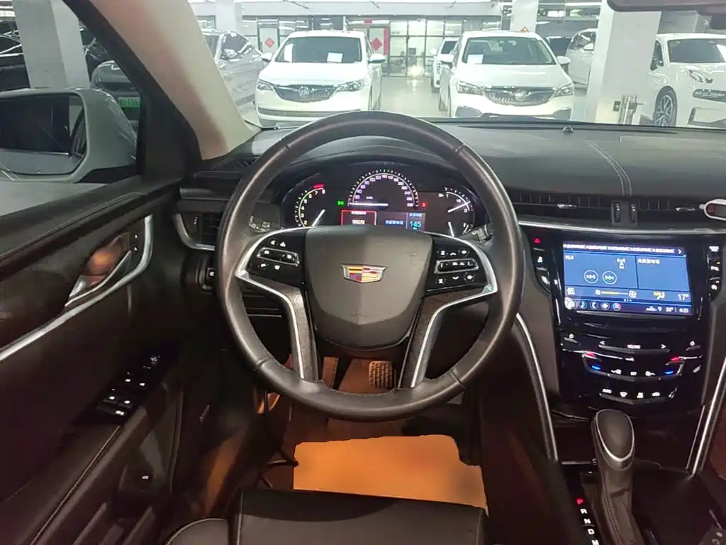 Cadillac XTS — миниатюра 11