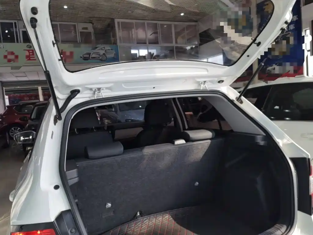 Skoda Fabia — миниатюра 19